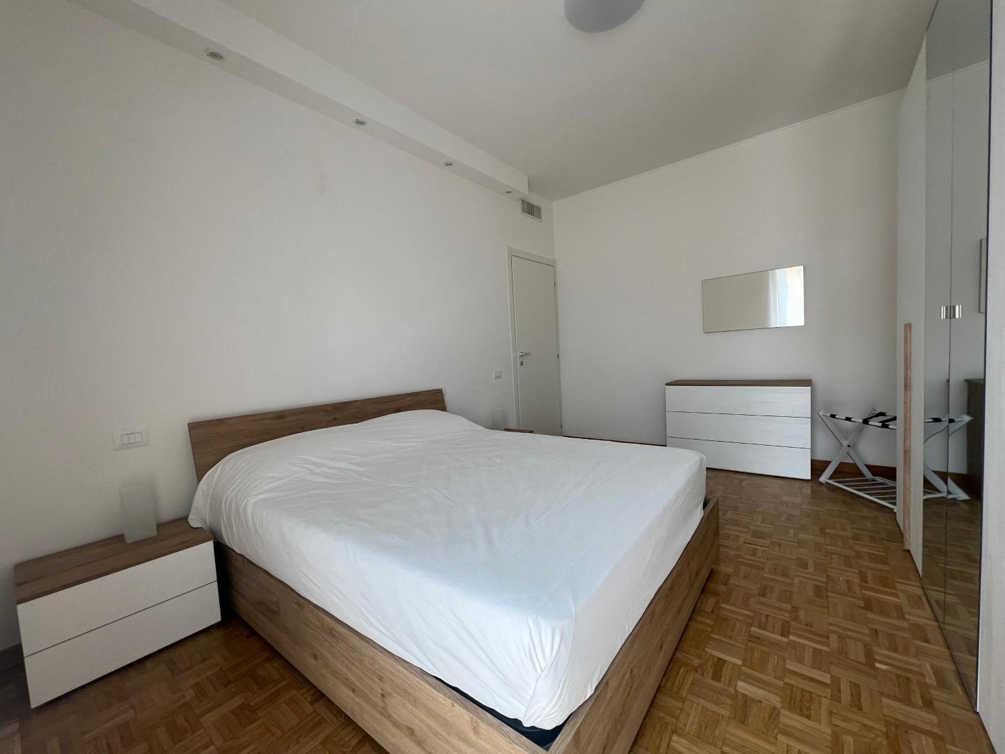 Paul House Brenta
